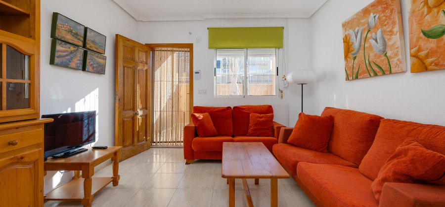 Torrevieja, Alicante, 2 Bedrooms Bedrooms, ,1 BathroomBathrooms,Villa,Resale,328216375080121536