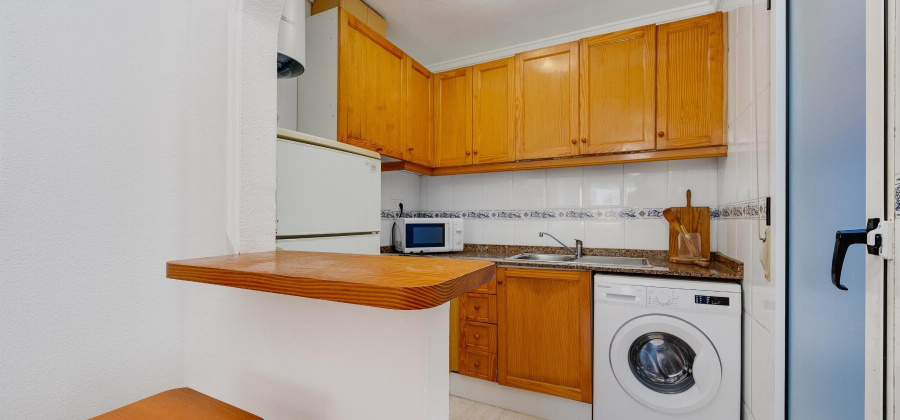 Torrevieja, Alicante, 2 Bedrooms Bedrooms, ,1 BathroomBathrooms,Villa,Resale,75632280099330416