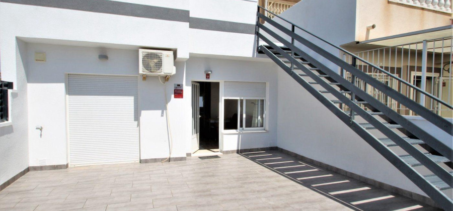 Torrevieja, Alicante, 3 Bedrooms Bedrooms, ,2 BathroomsBathrooms,Townhouse,Resale,7563275037382823