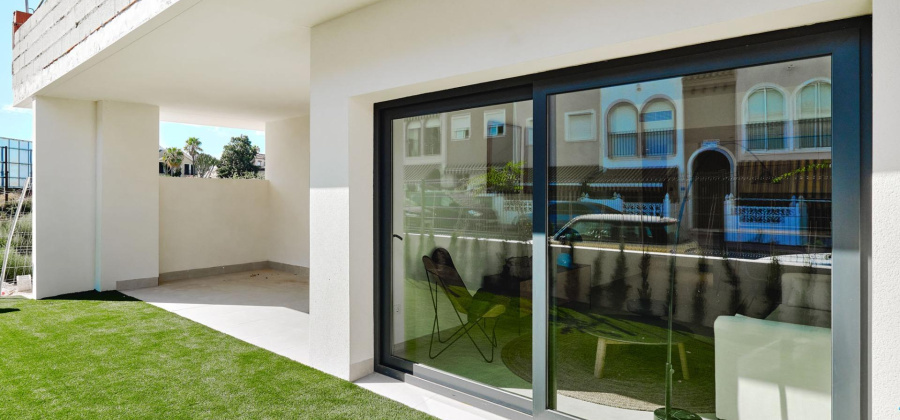 Torrevieja, Alicante, 3 Bedrooms Bedrooms, ,2 BathroomsBathrooms,Bungalow,New,209559212889398144