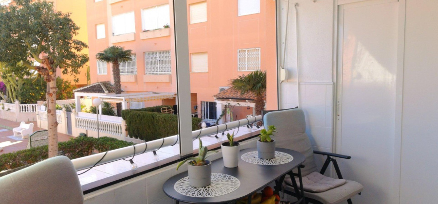 Torrevieja, Alicante, 2 Bedrooms Bedrooms, ,1 BathroomBathrooms,Apartment,Resale,7563283786718112