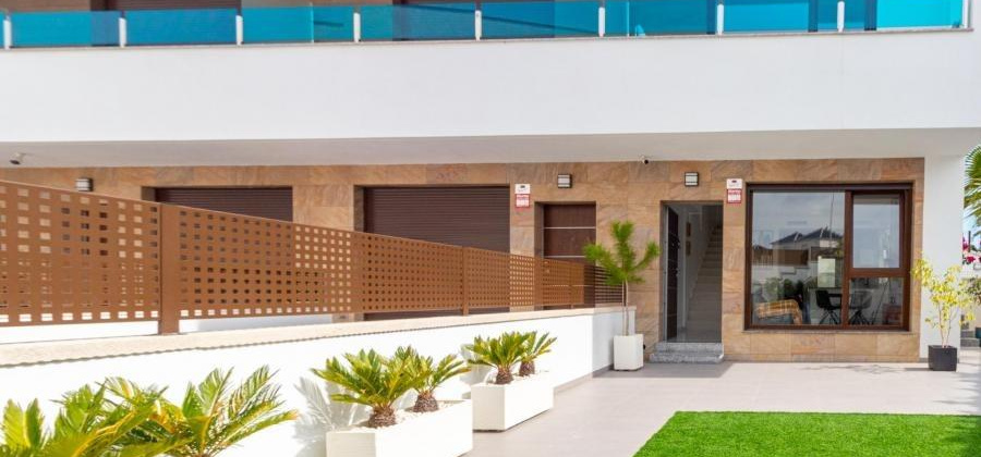 Torrevieja, Alicante, 3 Bedrooms Bedrooms, ,3 BathroomsBathrooms,Townhouse,Resale,75632141844264576