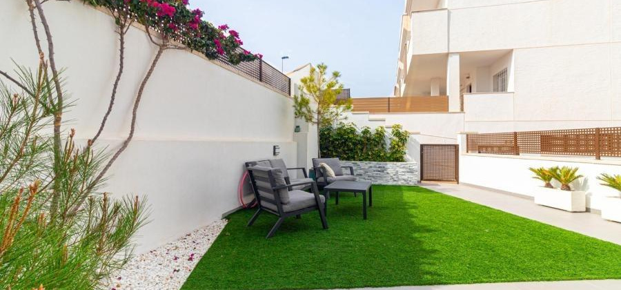 Torrevieja, Alicante, 3 Bedrooms Bedrooms, ,3 BathroomsBathrooms,Townhouse,Resale,75632141844264576