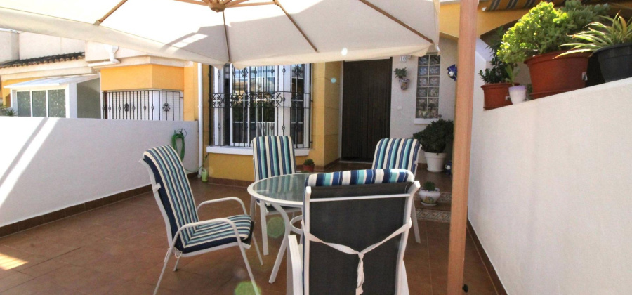 Torrevieja, Alicante, 3 Bedrooms Bedrooms, ,2 BathroomsBathrooms,Villa,Resale,75632172373674864