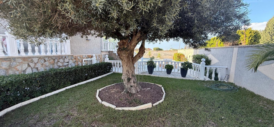 Torrevieja, Alicante, 4 Bedrooms Bedrooms, ,2 BathroomsBathrooms,Villa,Resale,75632207041820080