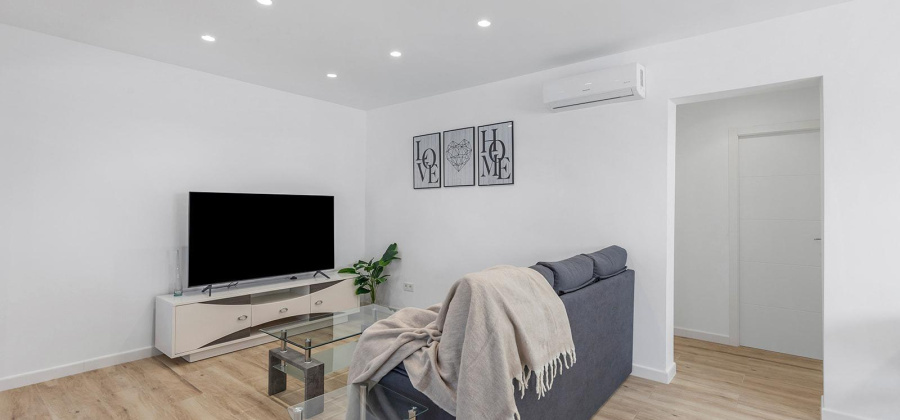 Torrevieja, Alicante, 3 Bedrooms Bedrooms, ,2 BathroomsBathrooms,Villa,Resale,75632207820780752
