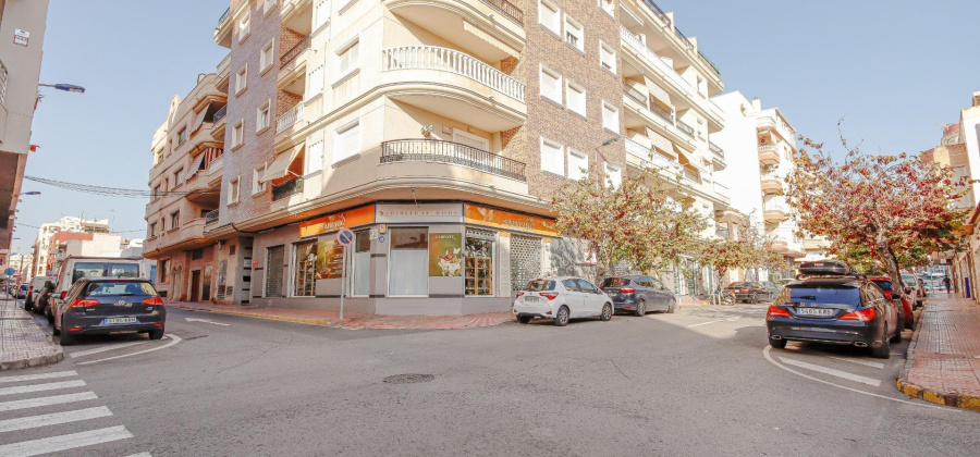 Torrevieja, Alicante, 2 Bedrooms Bedrooms, ,1 BathroomBathrooms,Apartment,Resale,75632212723931488