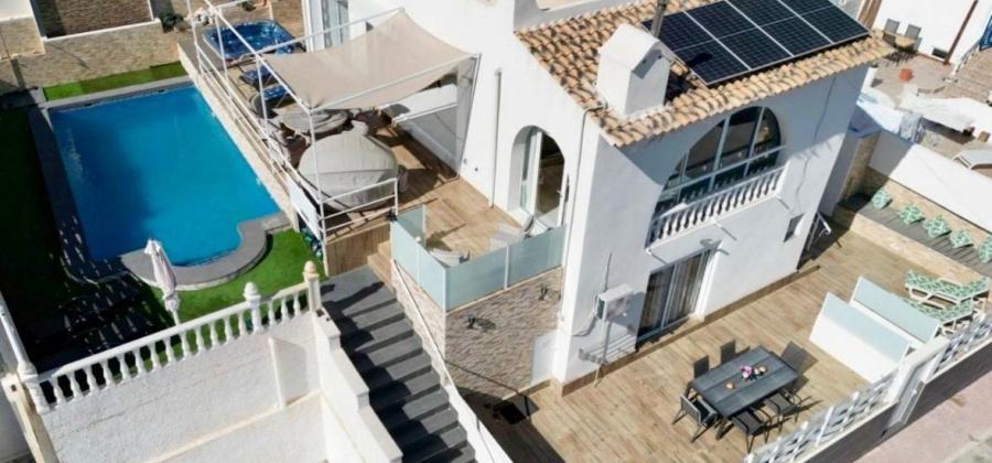 Orihuela Costa, Alicante, 5 Bedrooms Bedrooms, ,3 BathroomsBathrooms,Villa,Resale,75632220475212656