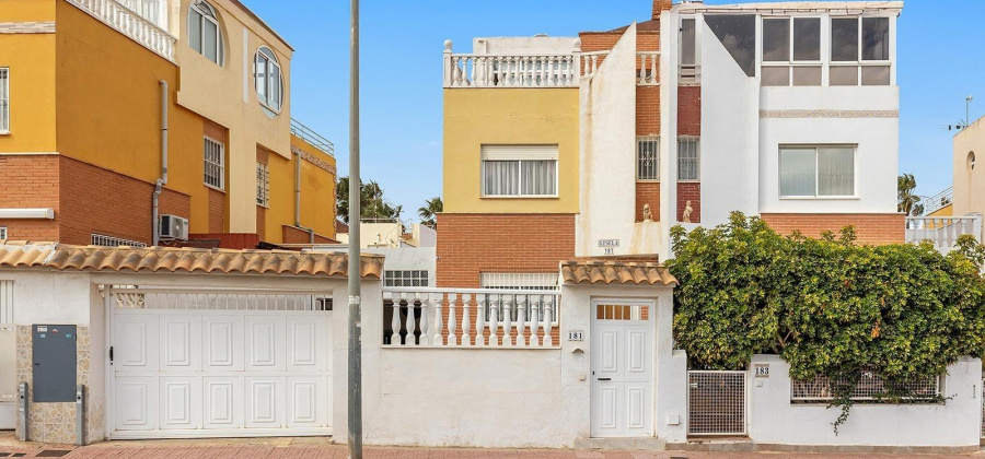Torrevieja, Alicante, 3 Bedrooms Bedrooms, ,2 BathroomsBathrooms,Townhouse,Resale,75632233059767632