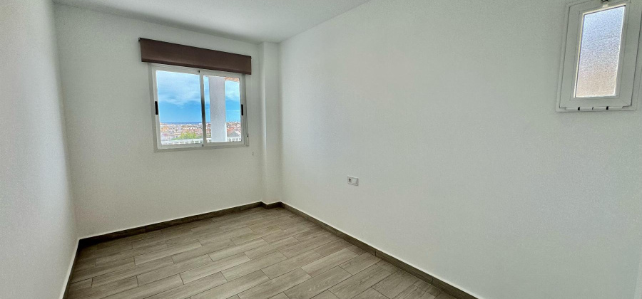 Torrevieja, Alicante, 3 Bedrooms Bedrooms, ,1 BathroomBathrooms,Apartment,Resale,328216156837791616