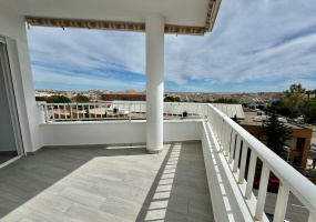 Torrevieja, Alicante, 3 Bedrooms Bedrooms, ,1 BathroomBathrooms,Apartment,Resale,328216156837791616