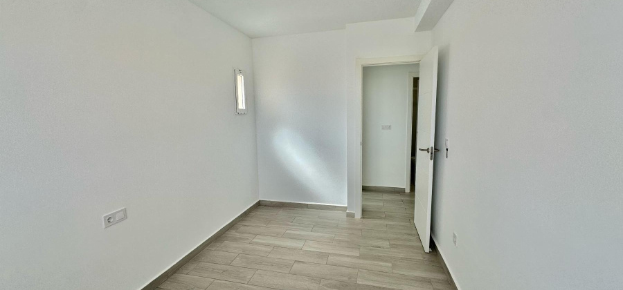 Torrevieja, Alicante, 3 Bedrooms Bedrooms, ,1 BathroomBathrooms,Apartment,Resale,328216156837791616