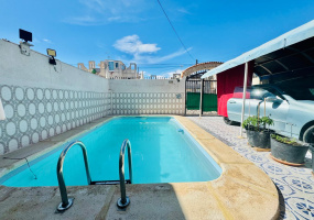 Torrevieja, Alicante, 4 Bedrooms Bedrooms, ,2 BathroomsBathrooms,Villa,Resale,328216163486620352