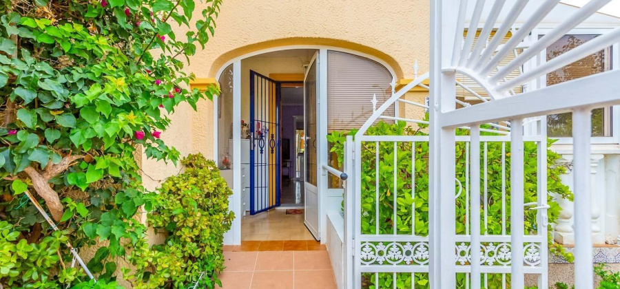 Orihuela Costa, Alicante, 3 Bedrooms Bedrooms, ,2 BathroomsBathrooms,Villa,Resale,328216279442331840