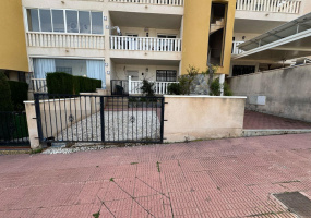 Orihuela Costa, Alicante, 2 Bedrooms Bedrooms, ,1 BathroomBathrooms,Villa,Resale,328216281742915968