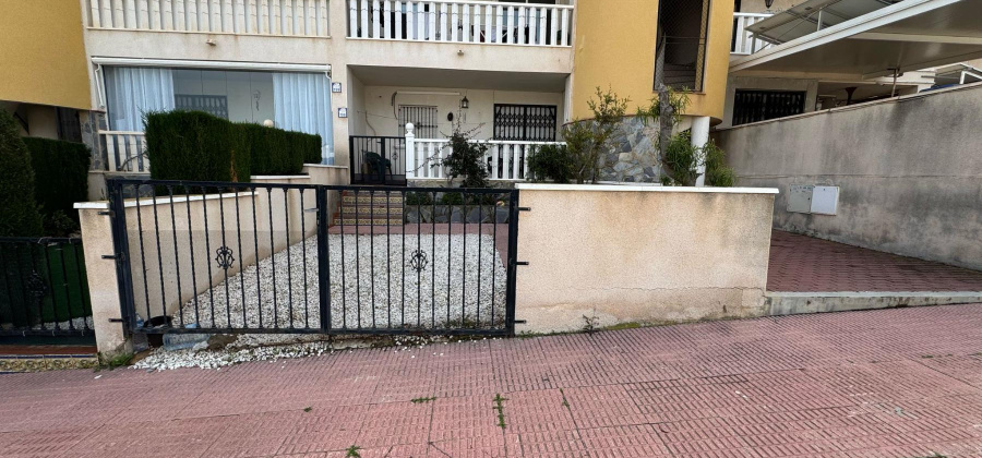 Orihuela Costa, Alicante, 2 Bedrooms Bedrooms, ,1 BathroomBathrooms,Villa,Resale,328216281742915968