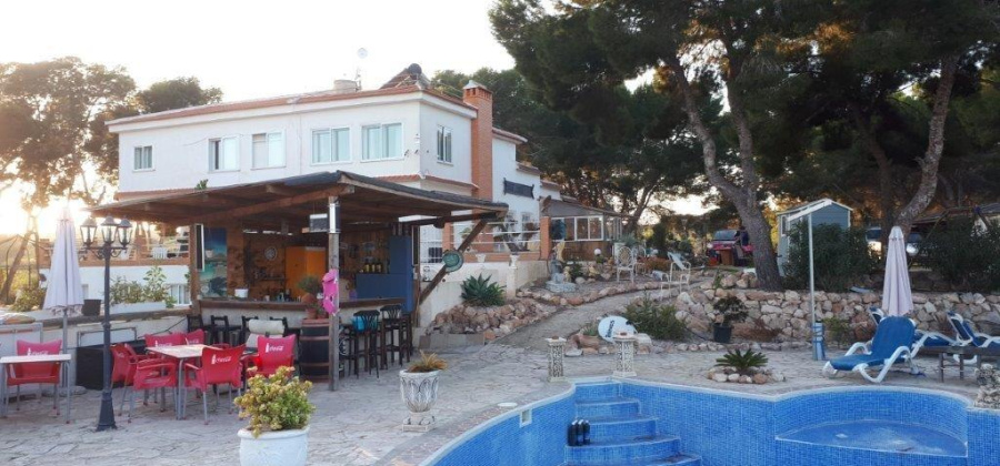 Torrevieja, Alicante, 8 Bedrooms Bedrooms, ,3 BathroomsBathrooms,Country House or Finca,Resale,75632164141025968