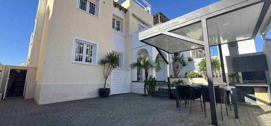 Villamartin, Alicante, 2 Bedrooms Bedrooms, ,2 BathroomsBathrooms,Apartment,Resale,103186229603579040