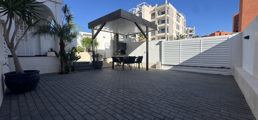 Villamartin, Alicante, 2 Bedrooms Bedrooms, ,2 BathroomsBathrooms,Apartment,Resale,103186229603579040