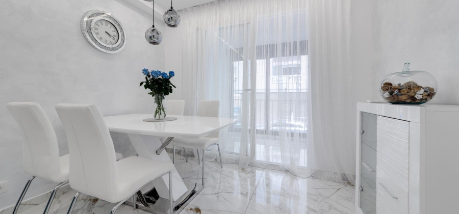 Torrevieja, Alicante, 3 Bedrooms Bedrooms, ,2 BathroomsBathrooms,Apartment,Resale,7563277651409524