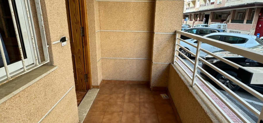 Torrevieja, Alicante, 2 Bedrooms Bedrooms, ,1 BathroomBathrooms,Apartment,Resale,7563291863667365