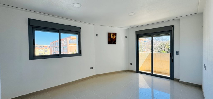 La Mata, Alicante, 3 Bedrooms Bedrooms, ,2 BathroomsBathrooms,Apartment,Resale,291685247249029248