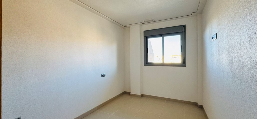 La Mata, Alicante, 3 Bedrooms Bedrooms, ,2 BathroomsBathrooms,Apartment,Resale,291685247249029248