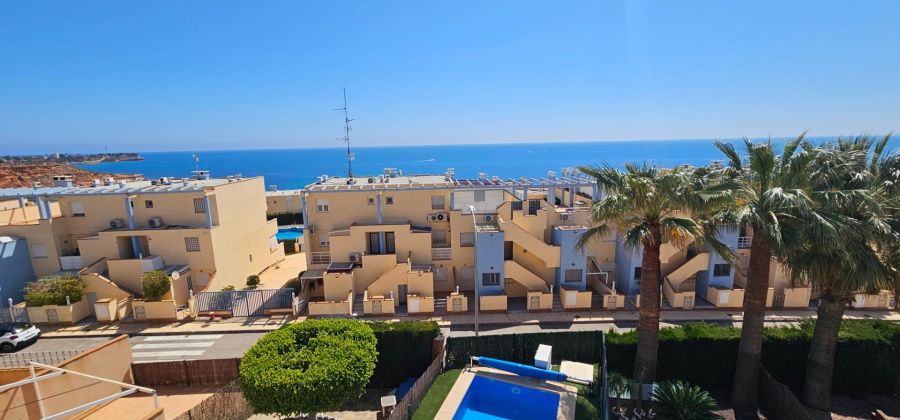 Torrevieja, Alicante, 3 Bedrooms Bedrooms, ,3 BathroomsBathrooms,Villa,Resale,75632108183783536