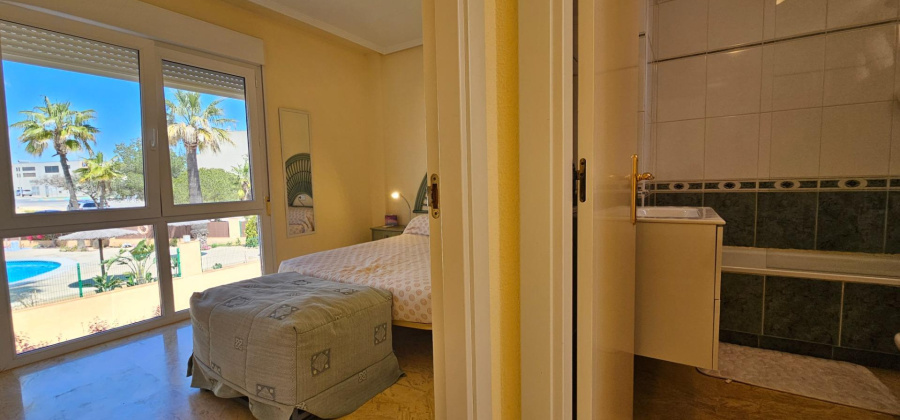 Torrevieja, Alicante, 3 Bedrooms Bedrooms, ,3 BathroomsBathrooms,Villa,Resale,75632108183783536