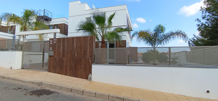 Orihuela, Alicante, 3 Bedrooms Bedrooms, ,3 BathroomsBathrooms,Villa,Resale,75632172614723424