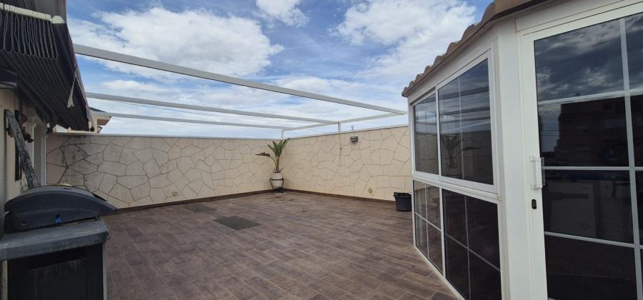 Torrevieja, Alicante, 5 Bedrooms Bedrooms, ,3 BathroomsBathrooms,Townhouse,Resale,75632173814016080