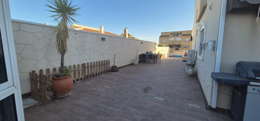 Torrevieja, Alicante, 5 Bedrooms Bedrooms, ,3 BathroomsBathrooms,Townhouse,Resale,75632173814016080