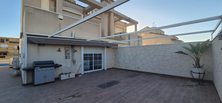 Torrevieja, Alicante, 5 Bedrooms Bedrooms, ,3 BathroomsBathrooms,Townhouse,Resale,75632173814016080