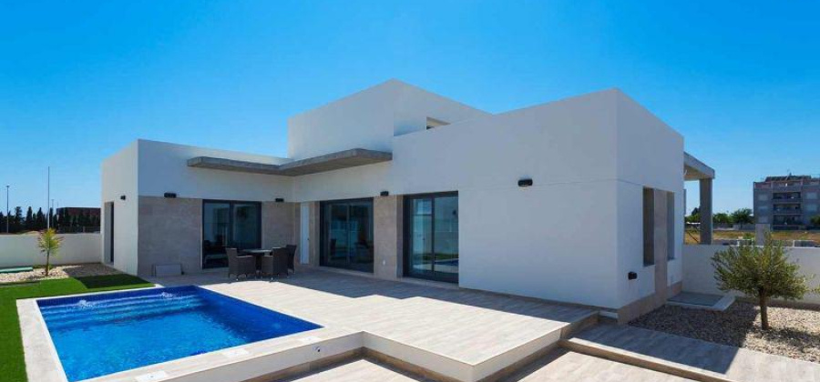 Daya Nueva, Alicante, 3 Bedrooms Bedrooms, ,2 BathroomsBathrooms,Villa,New,209559148182024800