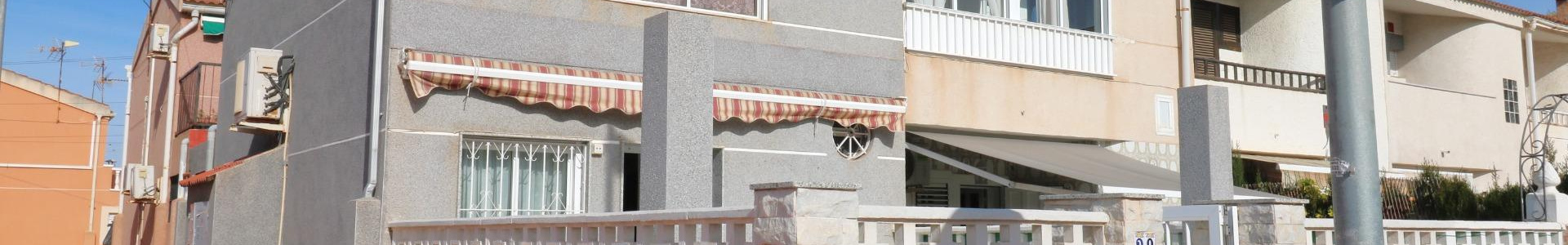 Torrevieja, Alicante, 4 Bedrooms Bedrooms, ,1 BathroomBathrooms,Townhouse,Resale,75632104762756000