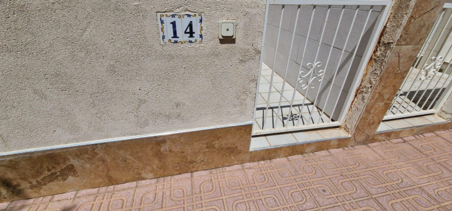Torrevieja, Alicante, 2 Bedrooms Bedrooms, ,1 BathroomBathrooms,Bungalow,Resale,75632361353287872