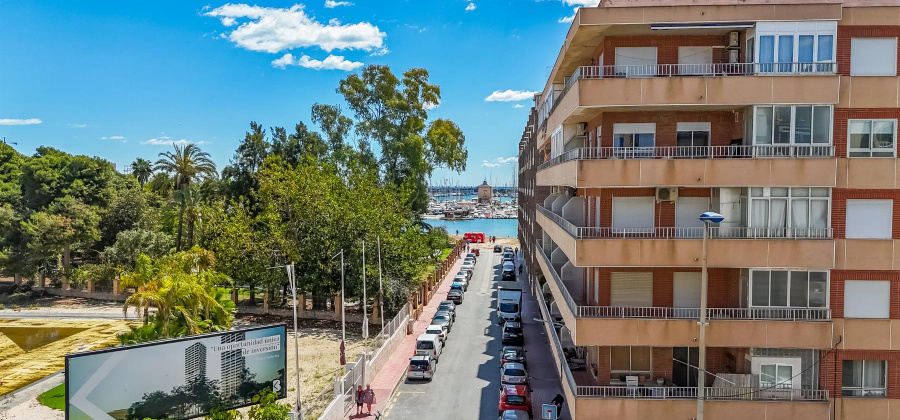 Torrevieja, Alicante, 2 Bedrooms Bedrooms, ,1 BathroomBathrooms,Apartment,Resale,32821695923028808