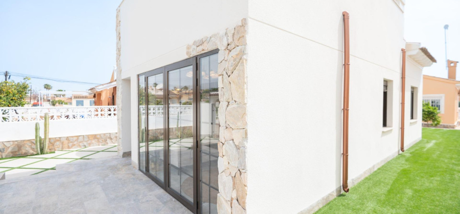 Orihuela Costa, Alicante, 3 Bedrooms Bedrooms, ,2 BathroomsBathrooms,Villa,Resale,75632170029066592