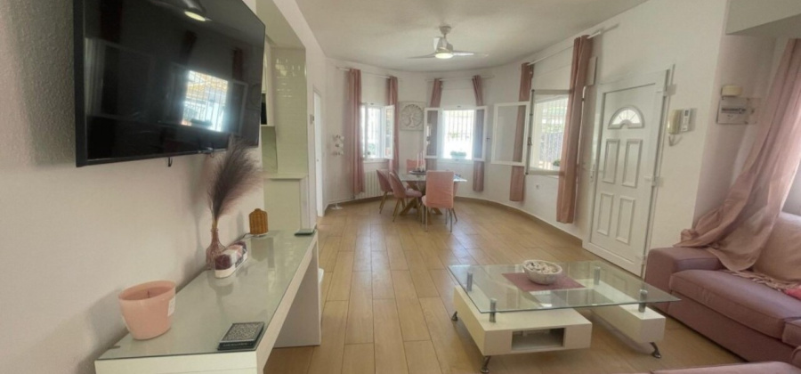 Play Flamenca, Alicante, 5 Bedrooms Bedrooms, ,2 BathroomsBathrooms,Villa,Resale,90690245140531104