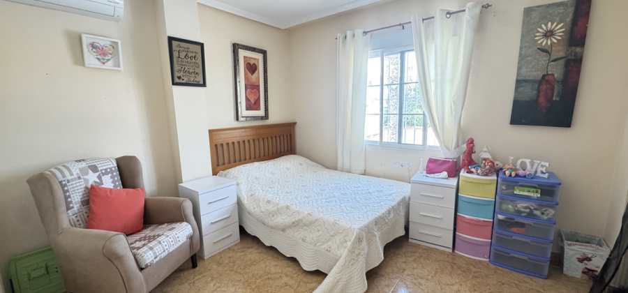 La Zenia, Alicante, 5 Bedrooms Bedrooms, ,3 BathroomsBathrooms,Villa,Resale,103186208314607808