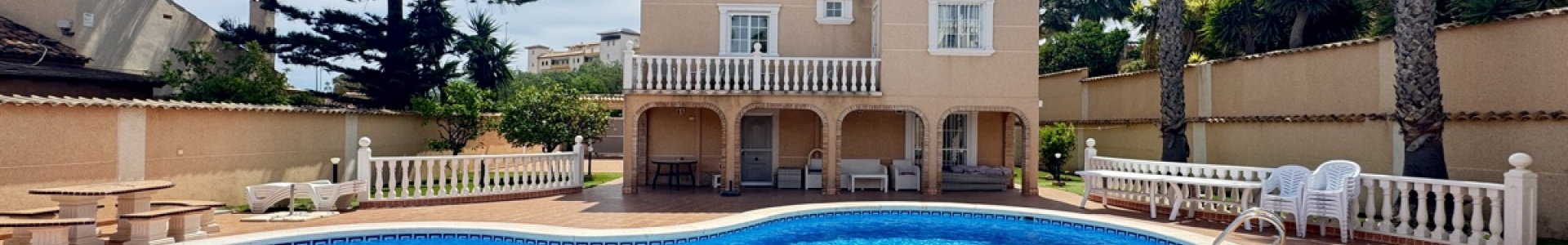 La Zenia, Alicante, 5 Bedrooms Bedrooms, ,3 BathroomsBathrooms,Villa,Resale,103186208314607808