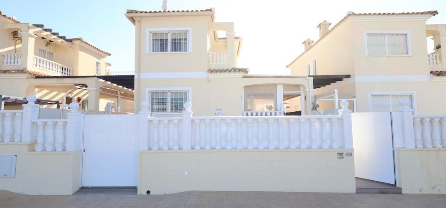 Orihuela Costa, Alicante, 4 Bedrooms Bedrooms, ,2 BathroomsBathrooms,Villa,Resale,209924277388704224