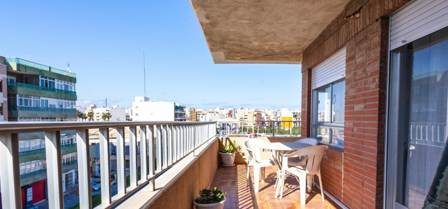 Torrevieja, Alicante, 2 Bedrooms Bedrooms, ,1 BathroomBathrooms,Apartment,Resale,7563287595193782