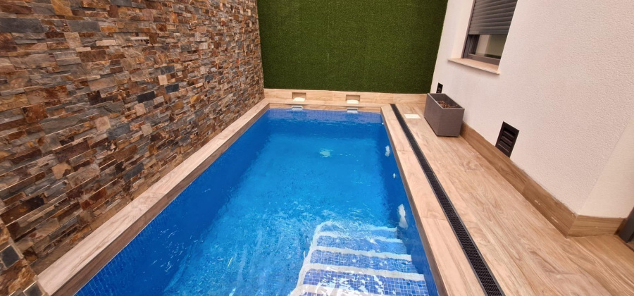 Torrevieja, Alicante, 2 Bedrooms Bedrooms, ,2 BathroomsBathrooms,Apartment,Resale,75632245171870544