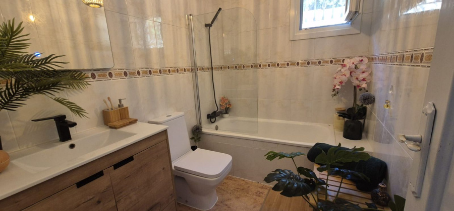 Villamartin, Alicante, 2 Bedrooms Bedrooms, ,1 BathroomBathrooms,Villa,Resale,10318668775592628