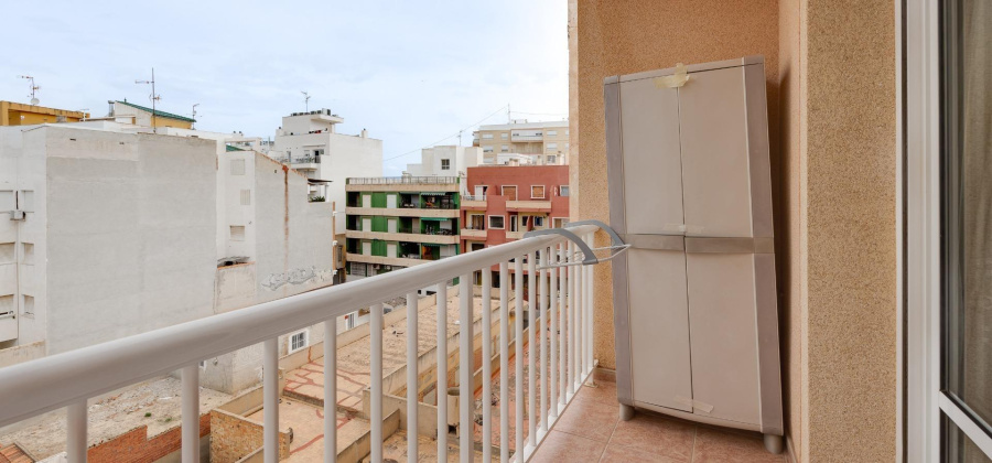 Torrevieja, Alicante, 3 Bedrooms Bedrooms, ,1 BathroomBathrooms,Apartment,Resale,75632377958349728