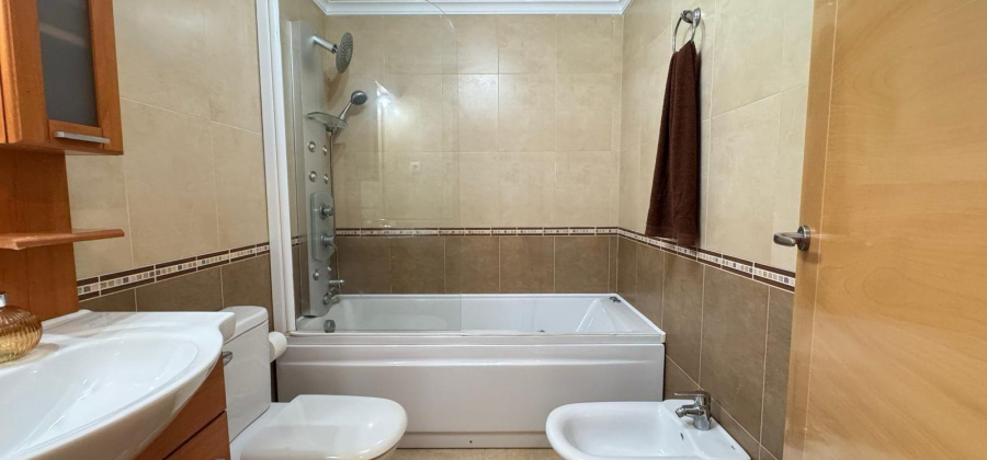 Torrevieja, Alicante, 3 Bedrooms Bedrooms, ,2 BathroomsBathrooms,Apartment,Resale,75632138822405056