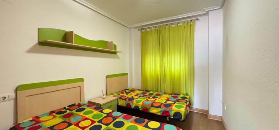 Torrevieja, Alicante, 3 Bedrooms Bedrooms, ,2 BathroomsBathrooms,Apartment,Resale,75632138822405056