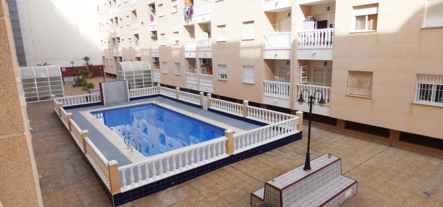 Torrevieja, Alicante, 2 Bedrooms Bedrooms, ,1 BathroomBathrooms,Apartment,Resale,75632159754135888
