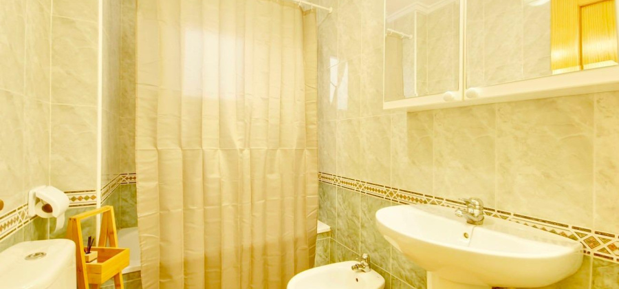 Torrevieja, Alicante, 2 Bedrooms Bedrooms, ,1 BathroomBathrooms,Apartment,Resale,75632241447242656